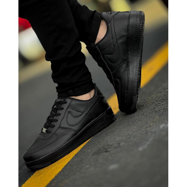 Nike Air Force 1™ - Comodidad y Estilo para Tu Día a Día!